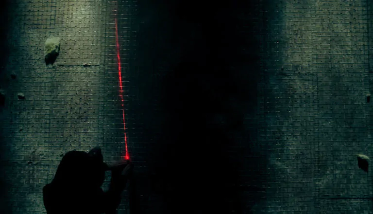 Момент из 1 серии 5 сезона