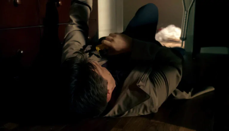 Момент из 19 серии 5 сезона